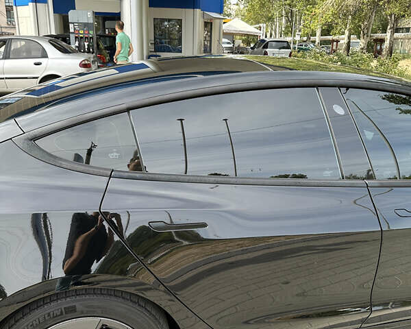 Чорний Тесла Модель 3, об'ємом двигуна 0 л та пробігом 32 тис. км за 26000 $, фото 6 на Automoto.ua