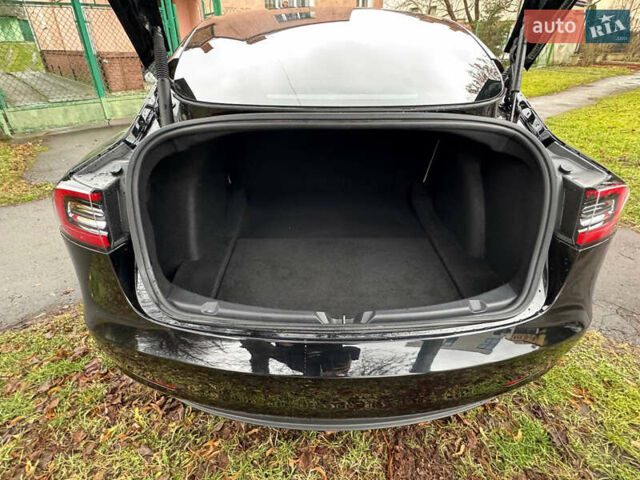 Чорний Тесла Модель 3, об'ємом двигуна 0 л та пробігом 90 тис. км за 20700 $, фото 9 на Automoto.ua