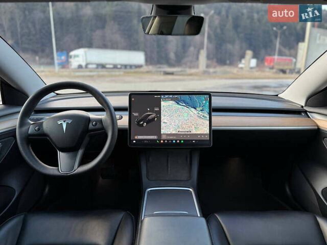 Черный Тесла Модель 3, объемом двигателя 0 л и пробегом 50 тыс. км за 24400 $, фото 7 на Automoto.ua