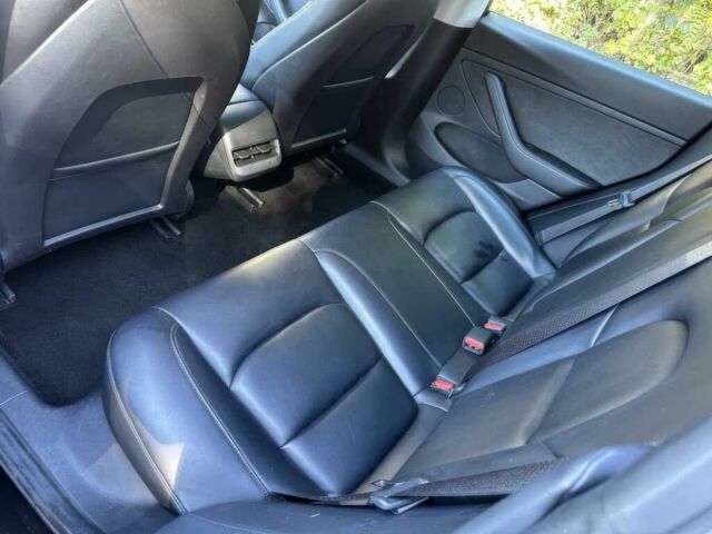 Черный Тесла Модель 3, объемом двигателя 0 л и пробегом 14 тыс. км за 13000 $, фото 7 на Automoto.ua