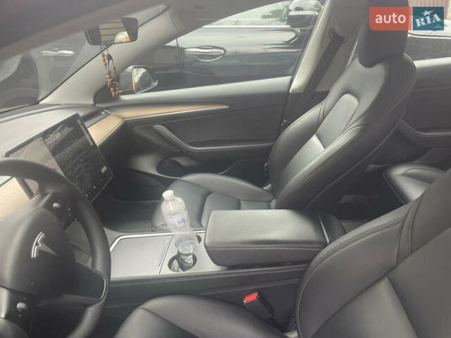 Чорний Тесла Модель 3, об'ємом двигуна 0 л та пробігом 85 тис. км за 19300 $, фото 18 на Automoto.ua