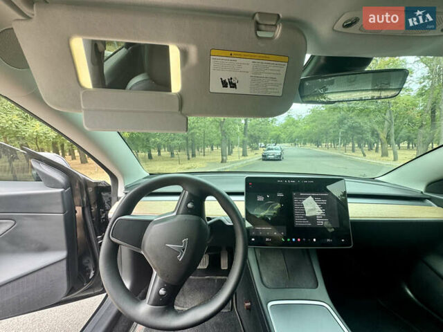 Чорний Тесла Модель 3, об'ємом двигуна 0 л та пробігом 82 тис. км за 19999 $, фото 21 на Automoto.ua