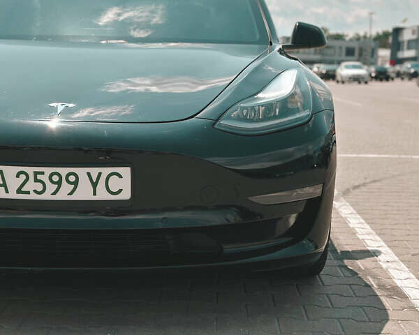 Черный Тесла Модель 3, объемом двигателя 0 л и пробегом 179 тыс. км за 18499 $, фото 4 на Automoto.ua