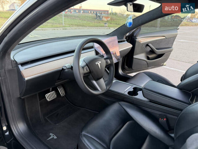 Тесла Модель 3 2021 у Києві на Automoto.ua Чорний Тесла Модель 3, об'ємом двигуна 0 л та пробігом 57 тис. км за 22000 $, фото 17 на Automoto.ua