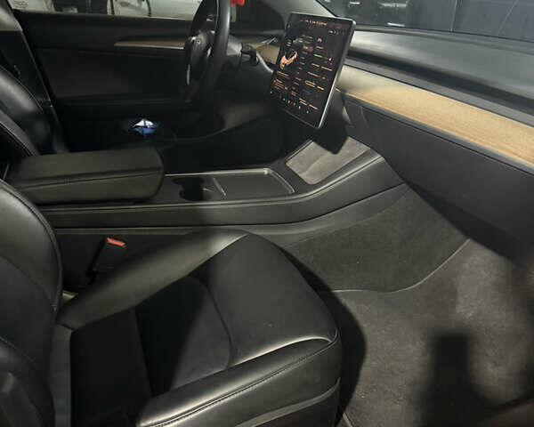 Черный Тесла Модель 3, объемом двигателя 0 л и пробегом 96 тыс. км за 22200 $, фото 10 на Automoto.ua