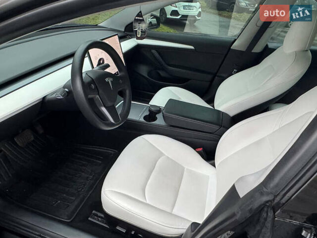 Чорний Тесла Модель 3, об'ємом двигуна 0 л та пробігом 90 тис. км за 20700 $, фото 14 на Automoto.ua