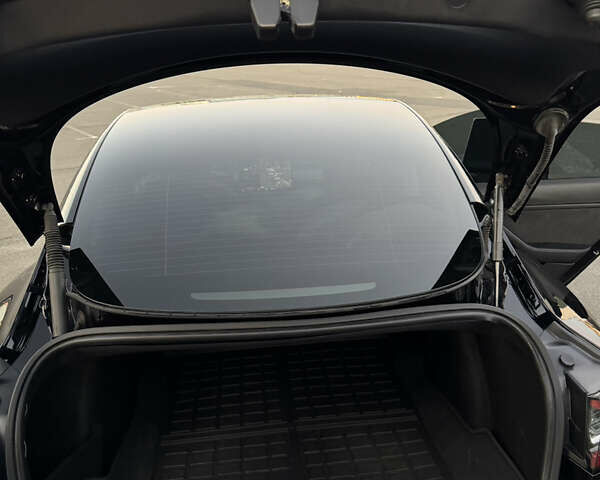 Черный Тесла Модель 3, объемом двигателя 0 л и пробегом 90 тыс. км за 24000 $, фото 14 на Automoto.ua