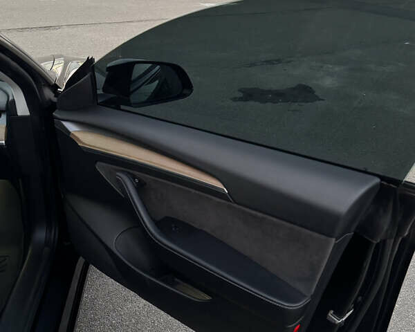 Черный Тесла Модель 3, объемом двигателя 0 л и пробегом 90 тыс. км за 24000 $, фото 10 на Automoto.ua