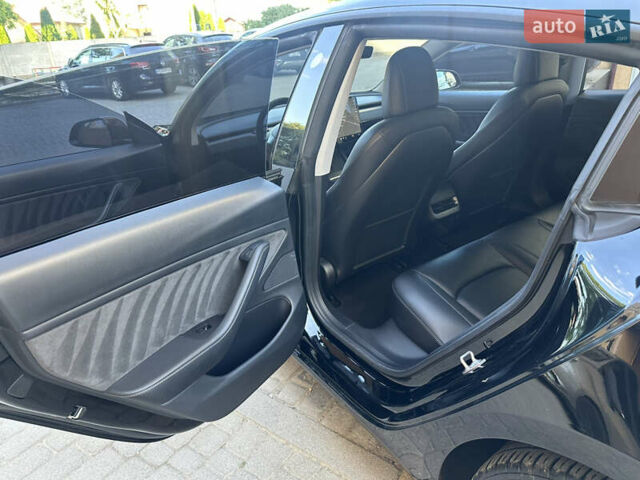 Черный Тесла Модель 3, объемом двигателя 0 л и пробегом 140 тыс. км за 22500 $, фото 14 на Automoto.ua