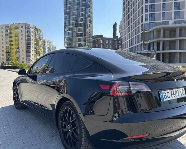 Чорний Тесла Модель 3, об'ємом двигуна 0 л та пробігом 95 тис. км за 23500 $, фото 1 на Automoto.ua
