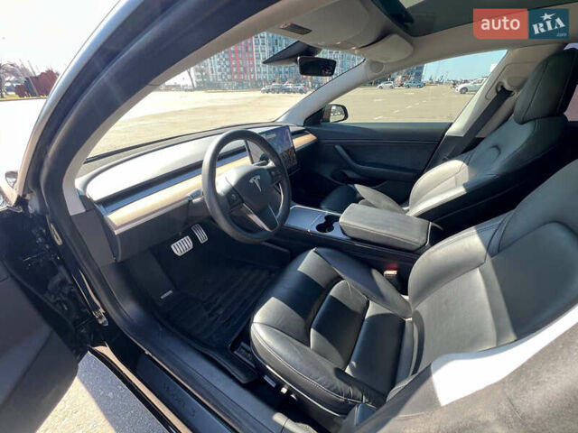 Черный Тесла Модель 3, объемом двигателя 0 л и пробегом 103 тыс. км за 21600 $, фото 19 на Automoto.ua