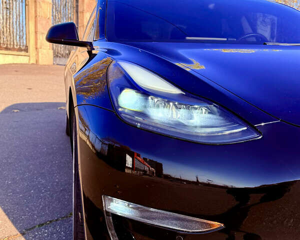 Чорний Тесла Модель 3, об'ємом двигуна 0 л та пробігом 90 тис. км за 23500 $, фото 18 на Automoto.ua