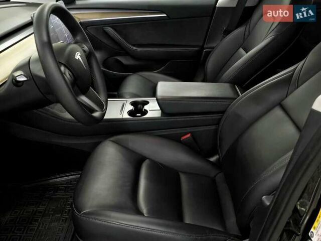Чорний Тесла Модель 3, об'ємом двигуна 0 л та пробігом 40 тис. км за 21999 $, фото 10 на Automoto.ua