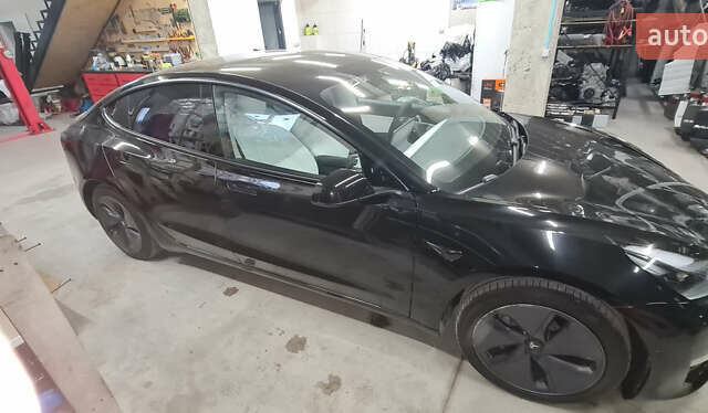 Черный Тесла Модель 3, объемом двигателя 0 л и пробегом 30 тыс. км за 16500 $, фото 6 на Automoto.ua