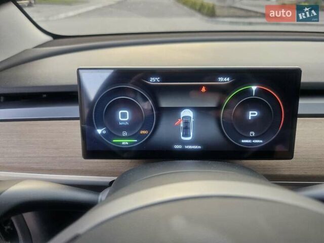 Черный Тесла Модель 3, объемом двигателя 0 л и пробегом 150 тыс. км за 21000 $, фото 2 на Automoto.ua