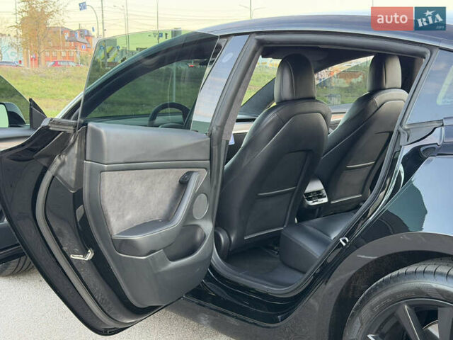 Тесла Модель 3 2021 у Києві на Automoto.ua Чорний Тесла Модель 3, об'ємом двигуна 0 л та пробігом 57 тис. км за 22000 $, фото 21 на Automoto.ua