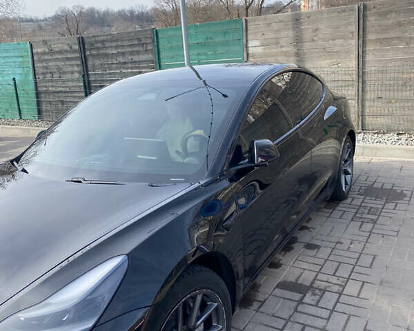 Чорний Тесла Модель 3, об'ємом двигуна 0 л та пробігом 76 тис. км за 27000 $, фото 5 на Automoto.ua