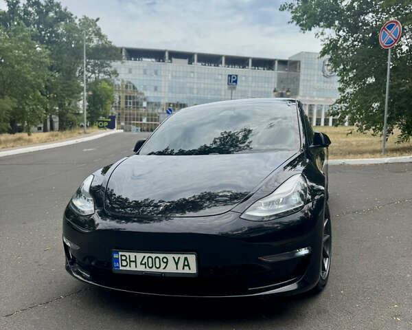 Чорний Тесла Модель 3, об'ємом двигуна 0 л та пробігом 82 тис. км за 24100 $, фото 1 на Automoto.ua