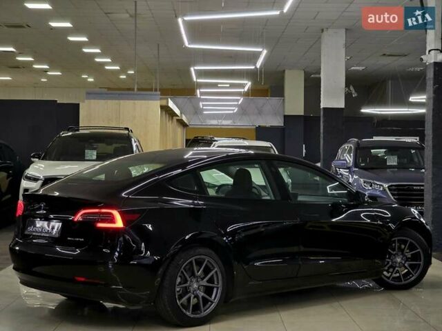 Чорний Тесла Модель 3, об'ємом двигуна 0 л та пробігом 40 тис. км за 21999 $, фото 4 на Automoto.ua