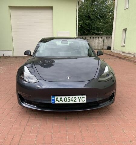 Чорний Тесла Модель 3, об'ємом двигуна 0 л та пробігом 87 тис. км за 18500 $, фото 2 на Automoto.ua