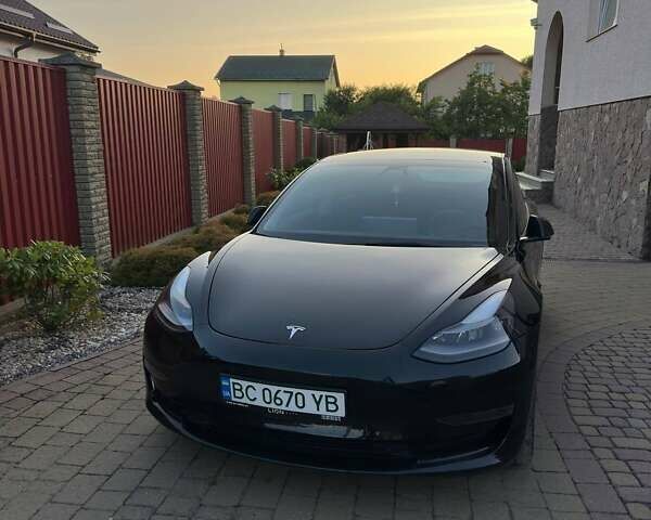 Черный Тесла Модель 3, объемом двигателя 0 л и пробегом 31 тыс. км за 22222 $, фото 16 на Automoto.ua