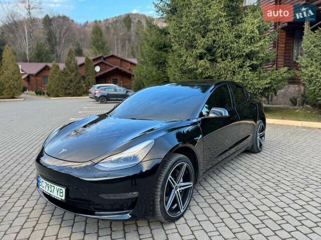 Черный Тесла Модель 3, объемом двигателя 0 л и пробегом 50 тыс. км за 24400 $, фото 1 на Automoto.ua