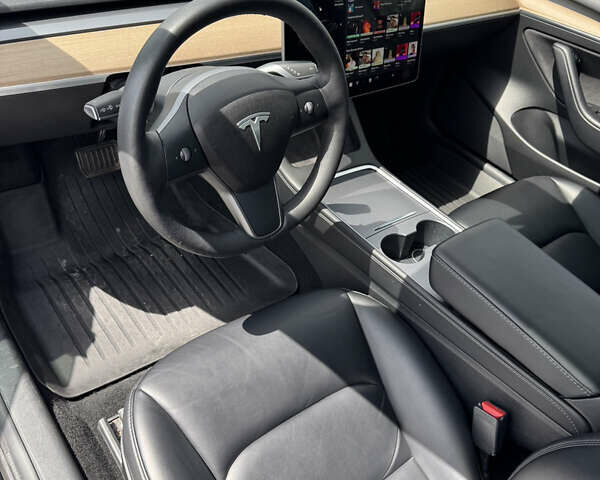 Черный Тесла Модель 3, объемом двигателя 0 л и пробегом 56 тыс. км за 18300 $, фото 10 на Automoto.ua