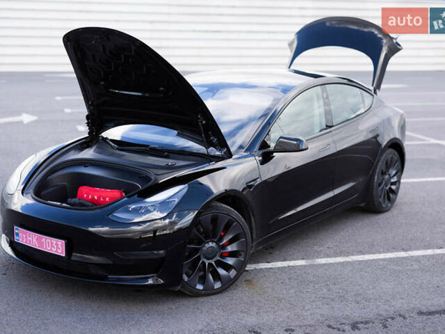 Тесла Модель 3 2021 в Львове на Automoto.ua Черный Тесла Модель 3, объемом двигателя 0 л и пробегом 35 тыс. км за 25499 $, фото 23 на Automoto.ua