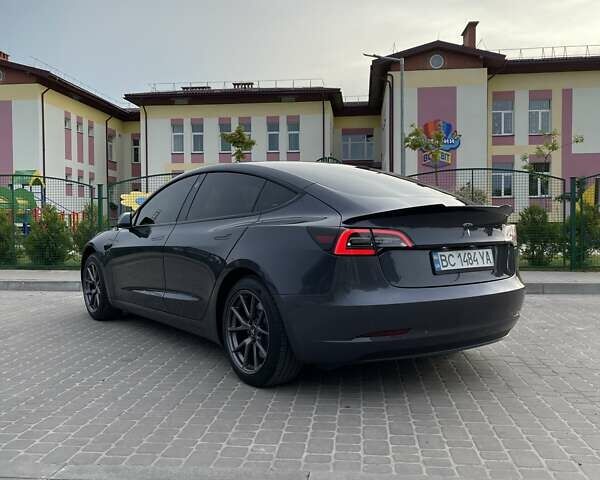 Чорний Тесла Модель 3, об'ємом двигуна 0 л та пробігом 40 тис. км за 18400 $, фото 6 на Automoto.ua