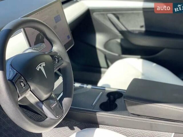 Черный Тесла Модель 3, объемом двигателя 0 л и пробегом 35 тыс. км за 26990 $, фото 8 на Automoto.ua