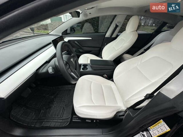 Чорний Тесла Модель 3, об'ємом двигуна 0 л та пробігом 120 тис. км за 19500 $, фото 15 на Automoto.ua