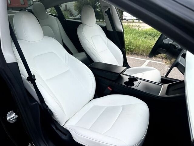 Чорний Тесла Модель 3, об'ємом двигуна 0 л та пробігом 193 тис. км за 19800 $, фото 6 на Automoto.ua