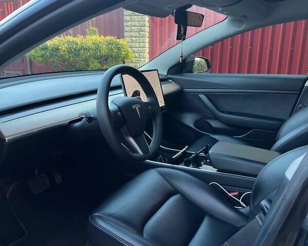 Черный Тесла Модель 3, объемом двигателя 0 л и пробегом 31 тыс. км за 22222 $, фото 11 на Automoto.ua