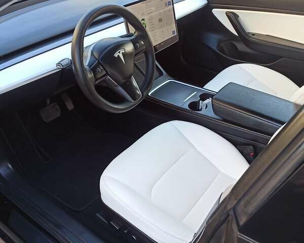 Чорний Тесла Модель 3, об'ємом двигуна 0 л та пробігом 89 тис. км за 19800 $, фото 16 на Automoto.ua