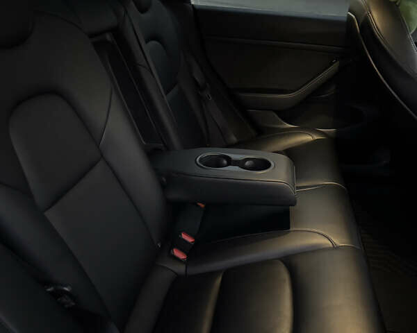 Черный Тесла Модель 3, объемом двигателя 0 л и пробегом 90 тыс. км за 24000 $, фото 17 на Automoto.ua