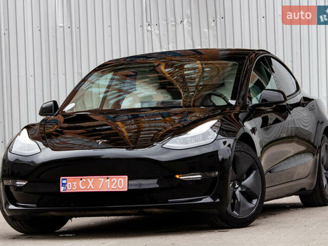 Тесла Модель 3 2021 у Львові на Automoto.ua Чорний Тесла Модель 3, об'ємом двигуна 0 л та пробігом 31 тис. км за 22500 $, фото 2 на Automoto.ua