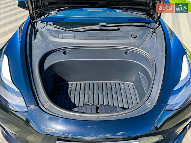 Черный Тесла Модель 3, объемом двигателя 0 л и пробегом 110 тыс. км за 19500 $, фото 11 на Automoto.ua