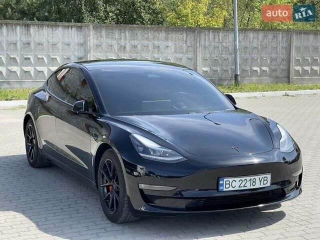 Чорний Тесла Модель 3, об'ємом двигуна 0 л та пробігом 74 тис. км за 20500 $, фото 1 на Automoto.ua