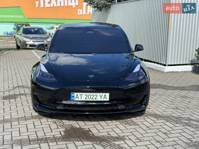 Чорний Тесла Модель 3, об'ємом двигуна 0 л та пробігом 64 тис. км за 22900 $, фото 6 на Automoto.ua