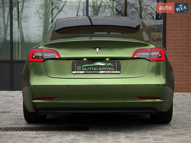 Тесла Модель 3 2021 у Києві на Automoto.ua Чорний Тесла Модель 3, об'ємом двигуна 0 л та пробігом 40 тис. км за 22990 $, фото 8 на Automoto.ua