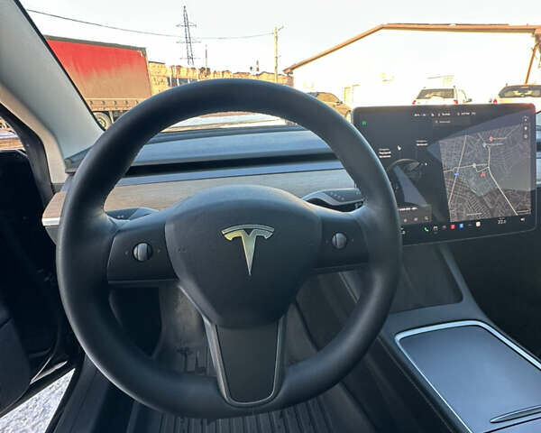 Черный Тесла Модель 3, объемом двигателя 0 л и пробегом 93 тыс. км за 19500 $, фото 5 на Automoto.ua