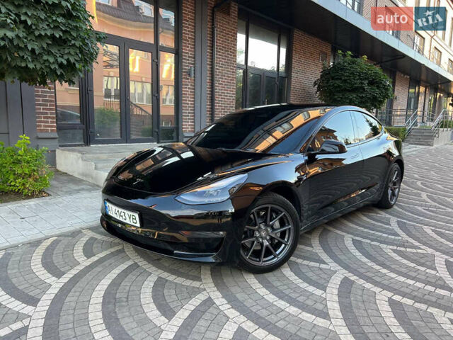 Черный Тесла Модель 3, объемом двигателя 0 л и пробегом 57 тыс. км за 17400 $, фото 4 на Automoto.ua