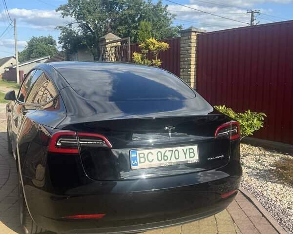 Черный Тесла Модель 3, объемом двигателя 0 л и пробегом 25 тыс. км за 24000 $, фото 8 на Automoto.ua