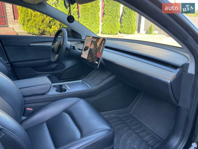 Черный Тесла Модель 3, объемом двигателя 0 л и пробегом 68 тыс. км за 22300 $, фото 21 на Automoto.ua