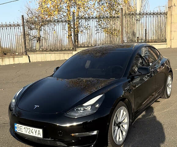 Чорний Тесла Модель 3, об'ємом двигуна 0 л та пробігом 90 тис. км за 23500 $, фото 1 на Automoto.ua