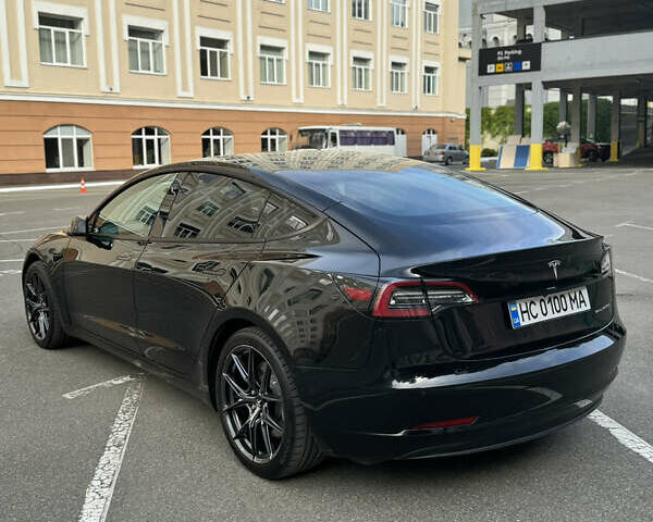 Черный Тесла Модель 3, объемом двигателя 0 л и пробегом 58 тыс. км за 25700 $, фото 4 на Automoto.ua