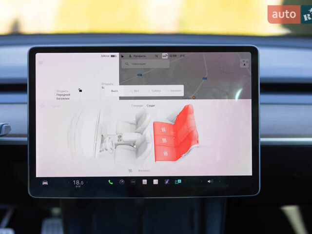 Черный Тесла Модель 3, объемом двигателя 0 л и пробегом 37 тыс. км за 25300 $, фото 30 на Automoto.ua