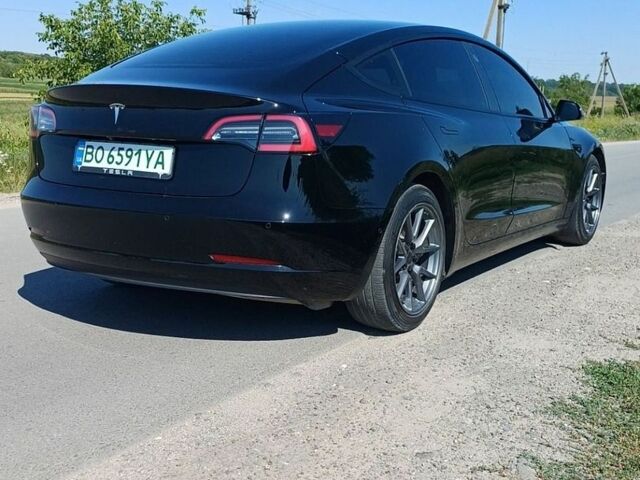 Чорний Тесла Модель 3, об'ємом двигуна 0 л та пробігом 52 тис. км за 16900 $, фото 5 на Automoto.ua