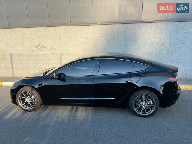 Черный Тесла Модель 3, объемом двигателя 0 л и пробегом 55 тыс. км за 18000 $, фото 3 на Automoto.ua