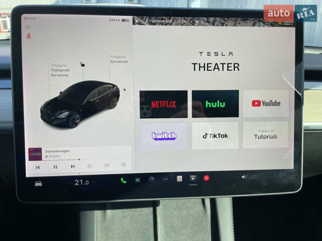 Чорний Тесла Модель 3, об'ємом двигуна 0 л та пробігом 68 тис. км за 21200 $, фото 9 на Automoto.ua